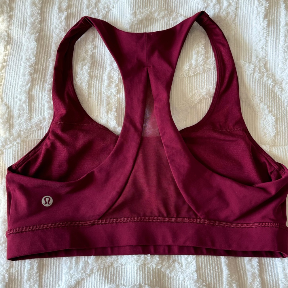 🍋Lululemon Invigorate Bra size 8